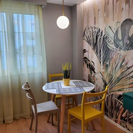 Deluxe 1 * Tirana